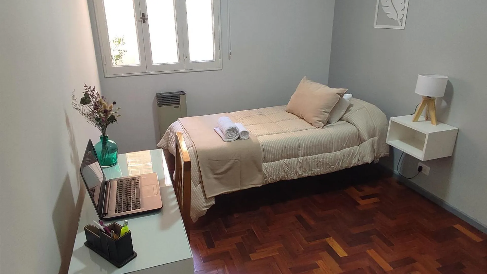 Tranquilo Departamento En Mendoza Lejlighed